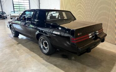 Buick-Grand-National-1987-American-Muscle-Car-17