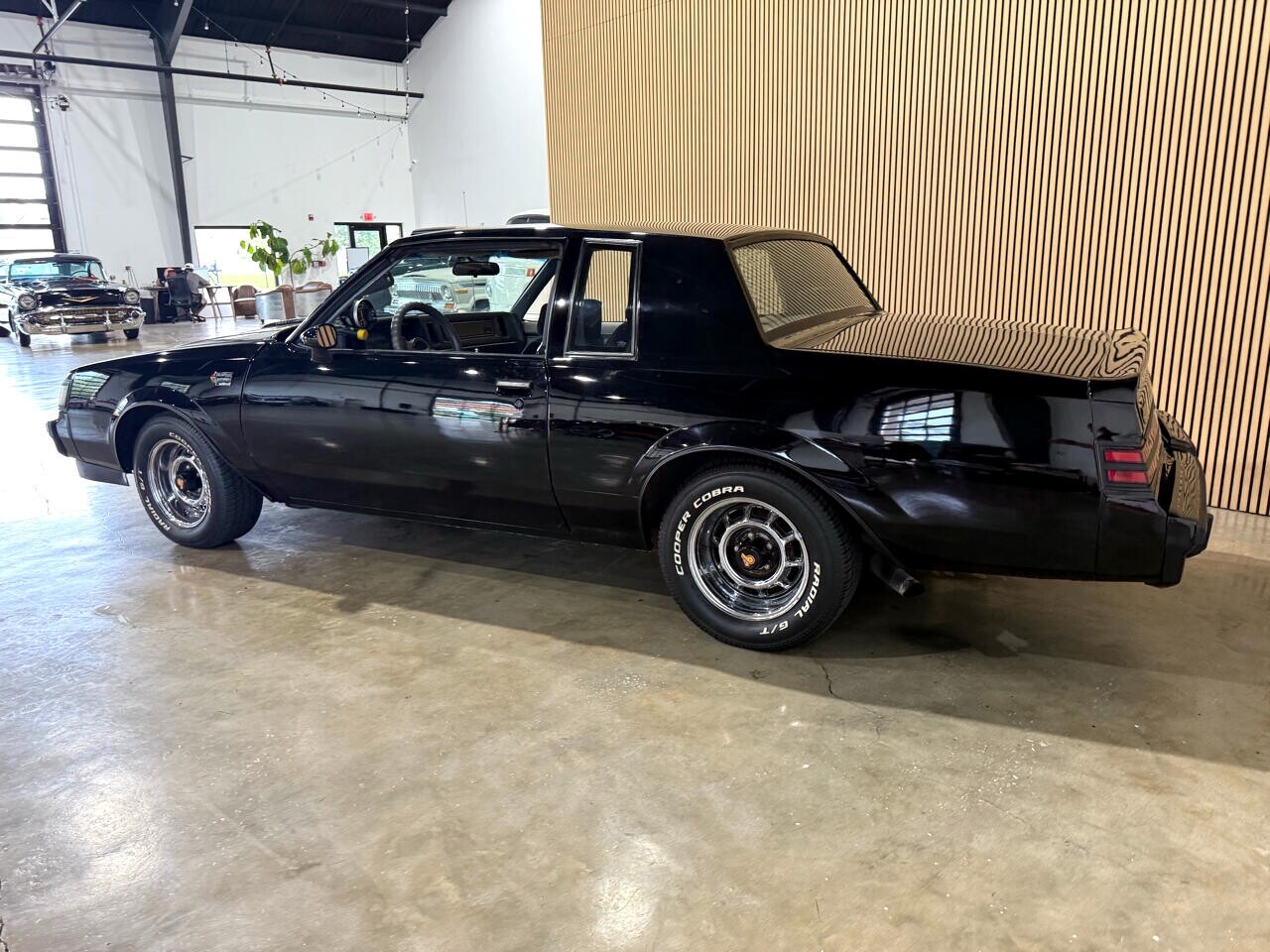 Buick-Grand-National-1987-American-Muscle-Car-18