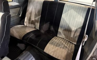 Buick-Grand-National-1987-American-Muscle-Car-32