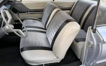 Buick-Lesabre-1961-silver-12