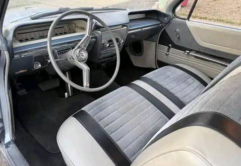 Buick-Lesabre-1961-silver-13