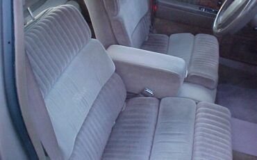 Buick-Park-Avenue-1993-Sedan-3