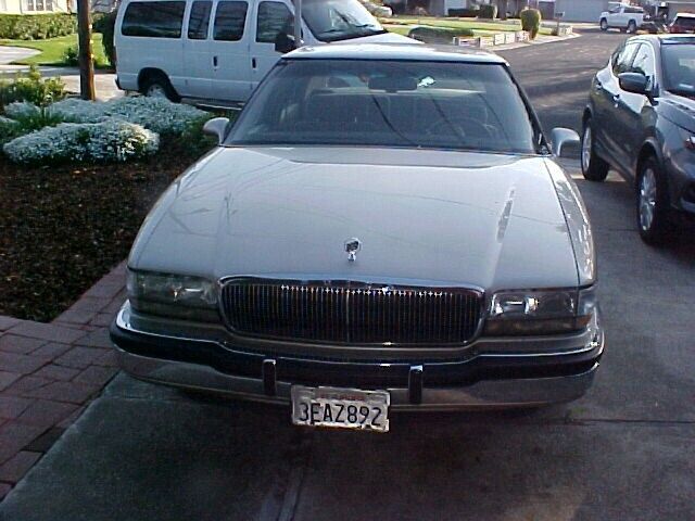 Buick-Park-Avenue-1993-Sedan-6