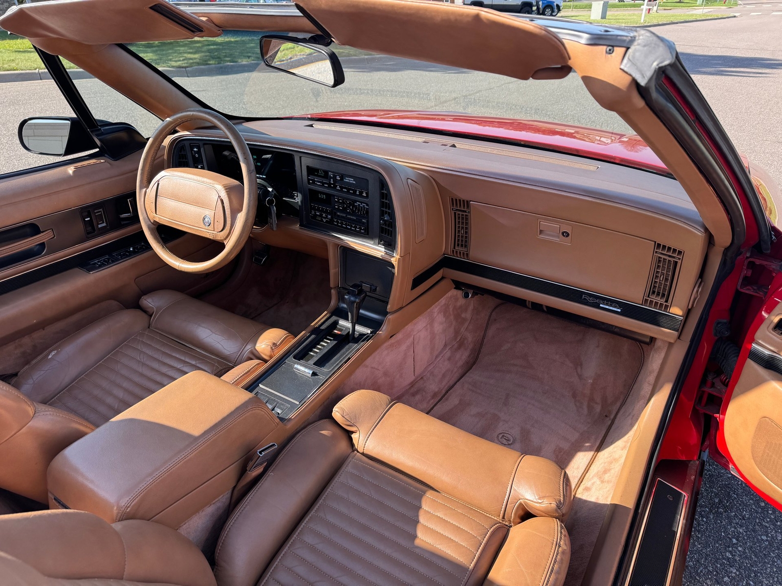 Buick-Reatta-1990-Convertible-11