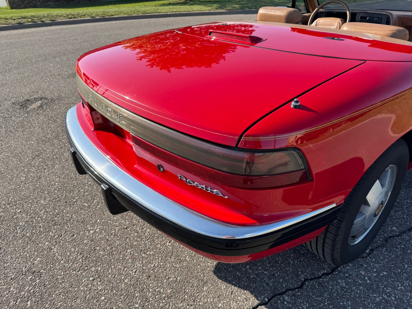 Buick-Reatta-1990-Convertible-25