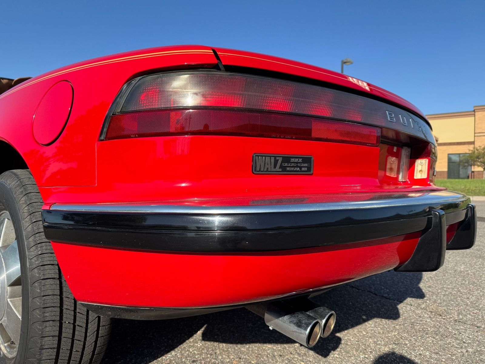 Buick-Reatta-1990-Convertible-26