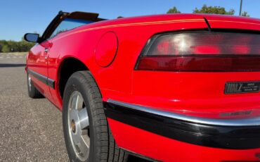 Buick-Reatta-1990-Convertible-28