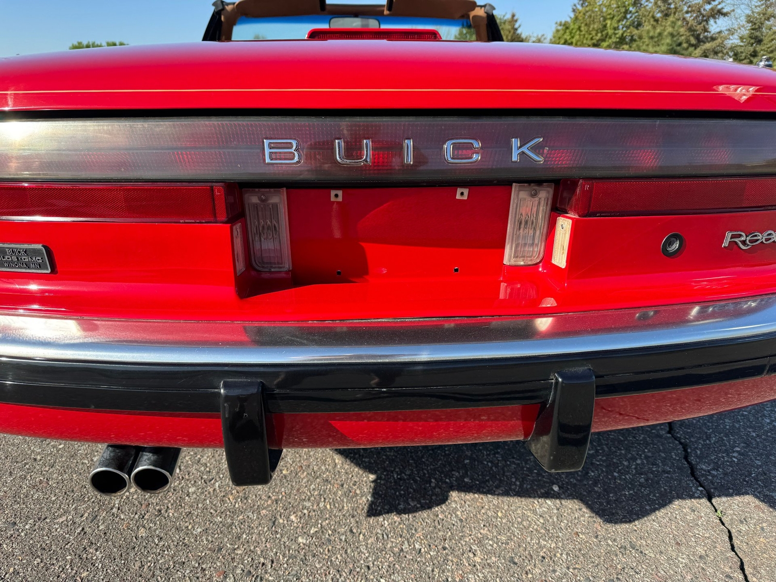 Buick-Reatta-1990-Convertible-32