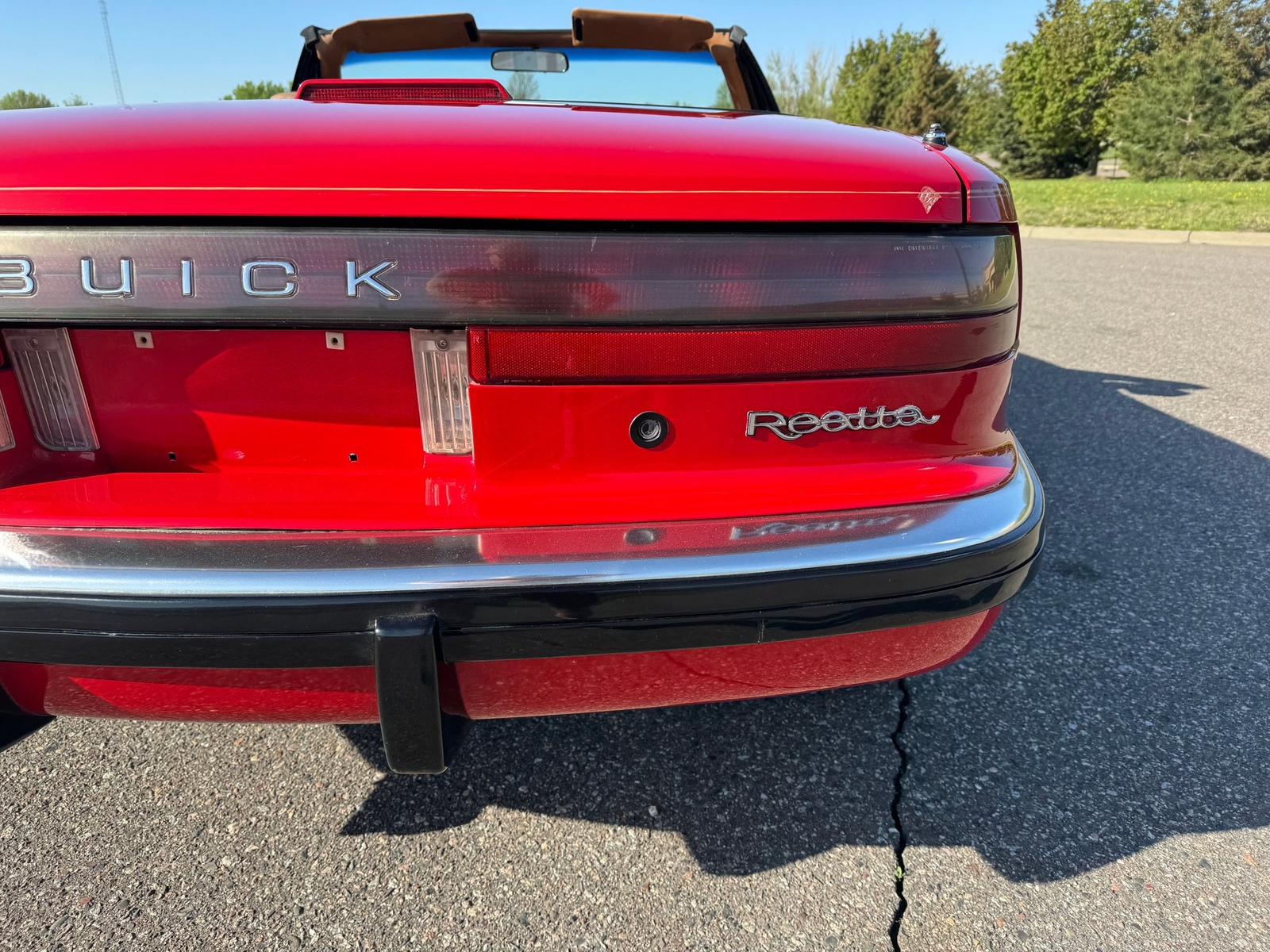 Buick-Reatta-1990-Convertible-33