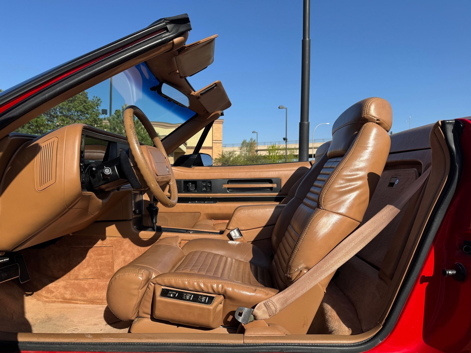 Buick-Reatta-1990-Convertible-9