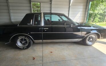 Buick-Regal-1983-Sedan-17
