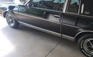 Buick-Regal-1983-Sedan-3