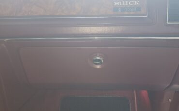 Buick-Regal-1983-Sedan-5
