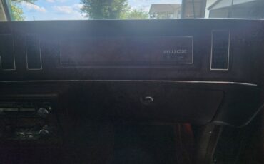 Buick-Regal-1983-Sedan-6