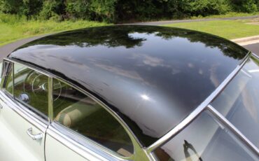 Buick-Riviera-1950-green-11
