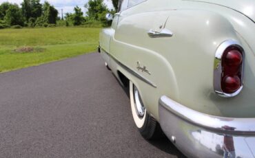 Buick-Riviera-1950-green-5