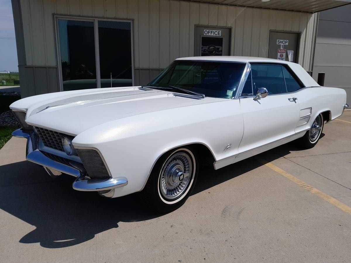 Buick Riviera  1963