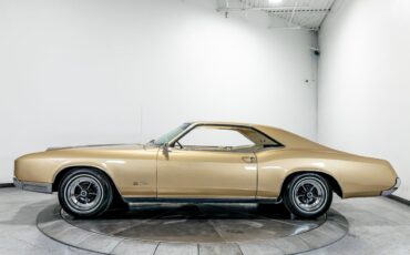 Buick-Riviera-1966-Coupe-10