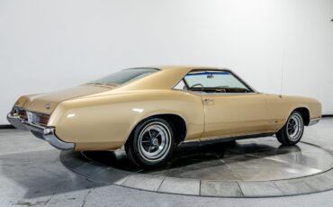 Buick-Riviera-1966-Coupe-16