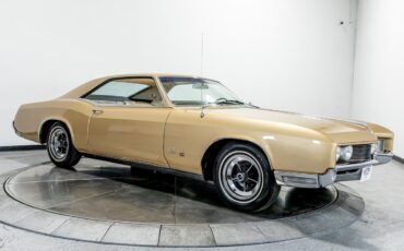 Buick-Riviera-1966-Coupe-19