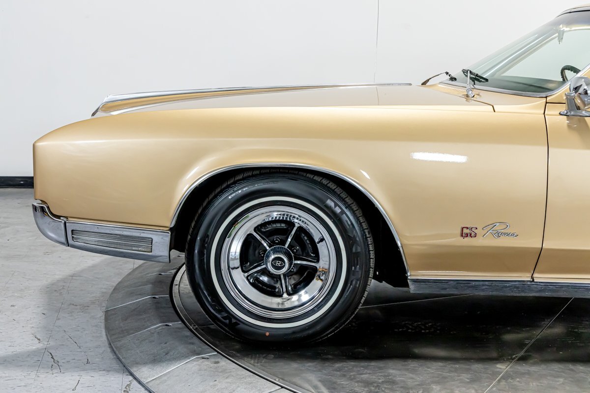 Buick-Riviera-1966-Coupe-27