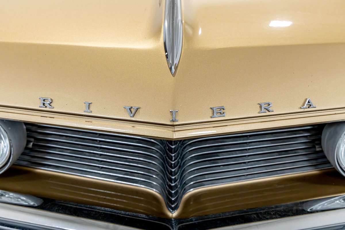 Buick-Riviera-1966-Coupe-37
