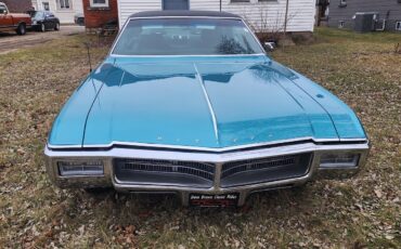 Buick-Riviera-1969-2-Dr-21