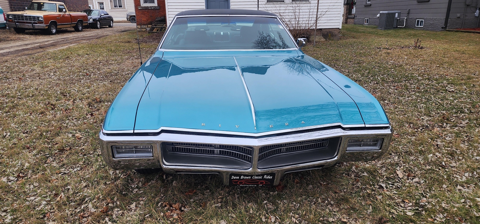 Buick-Riviera-1969-2-Dr-21