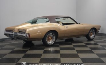 Buick-Riviera-1971-Fastback-14