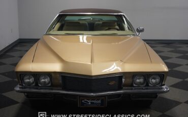 Buick-Riviera-1971-Fastback-20