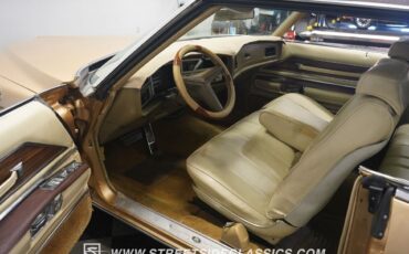 Buick-Riviera-1971-Fastback-4