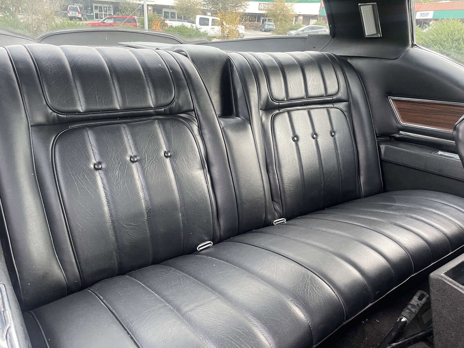 Buick-Riviera-1973-27