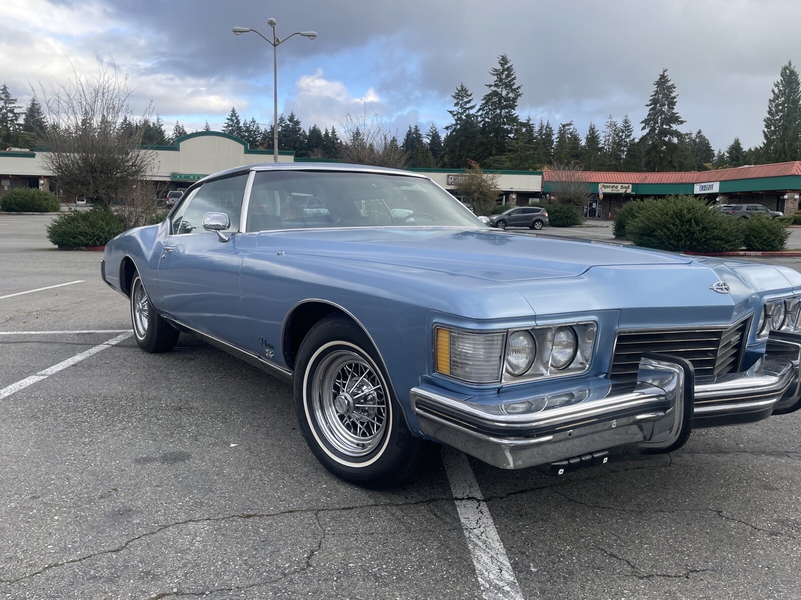 Buick-Riviera-1973-8