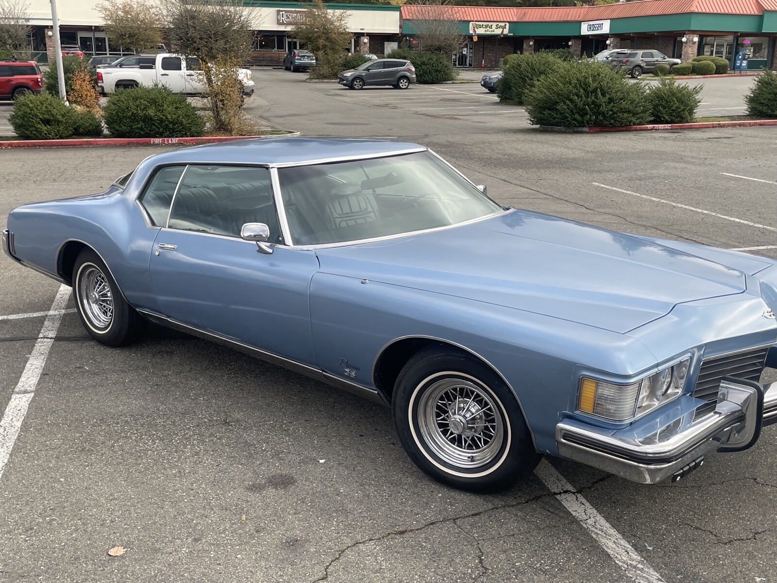 Buick-Riviera-1973