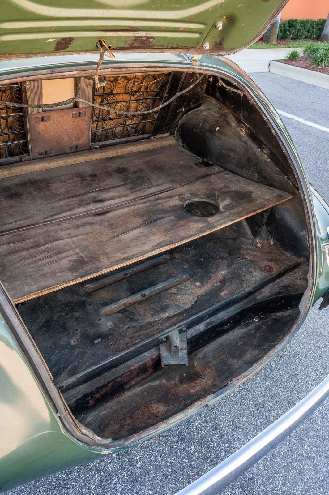 Buick-Roadmaster-1940-4-Door-21