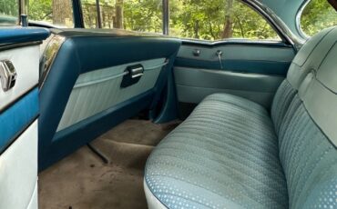 Buick-Roadmaster-1956-Sedan-11
