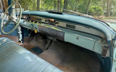 Buick-Roadmaster-1956-Sedan-14