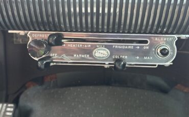 Buick-Roadmaster-1956-Sedan-19