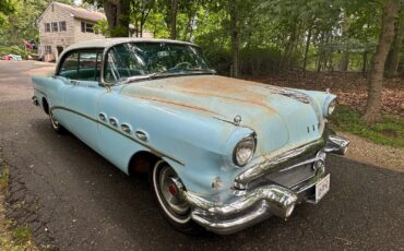 Buick-Roadmaster-1956-Sedan-3