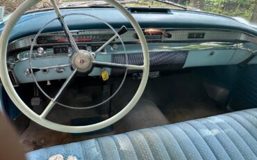 Buick-Roadmaster-1956-Sedan-9