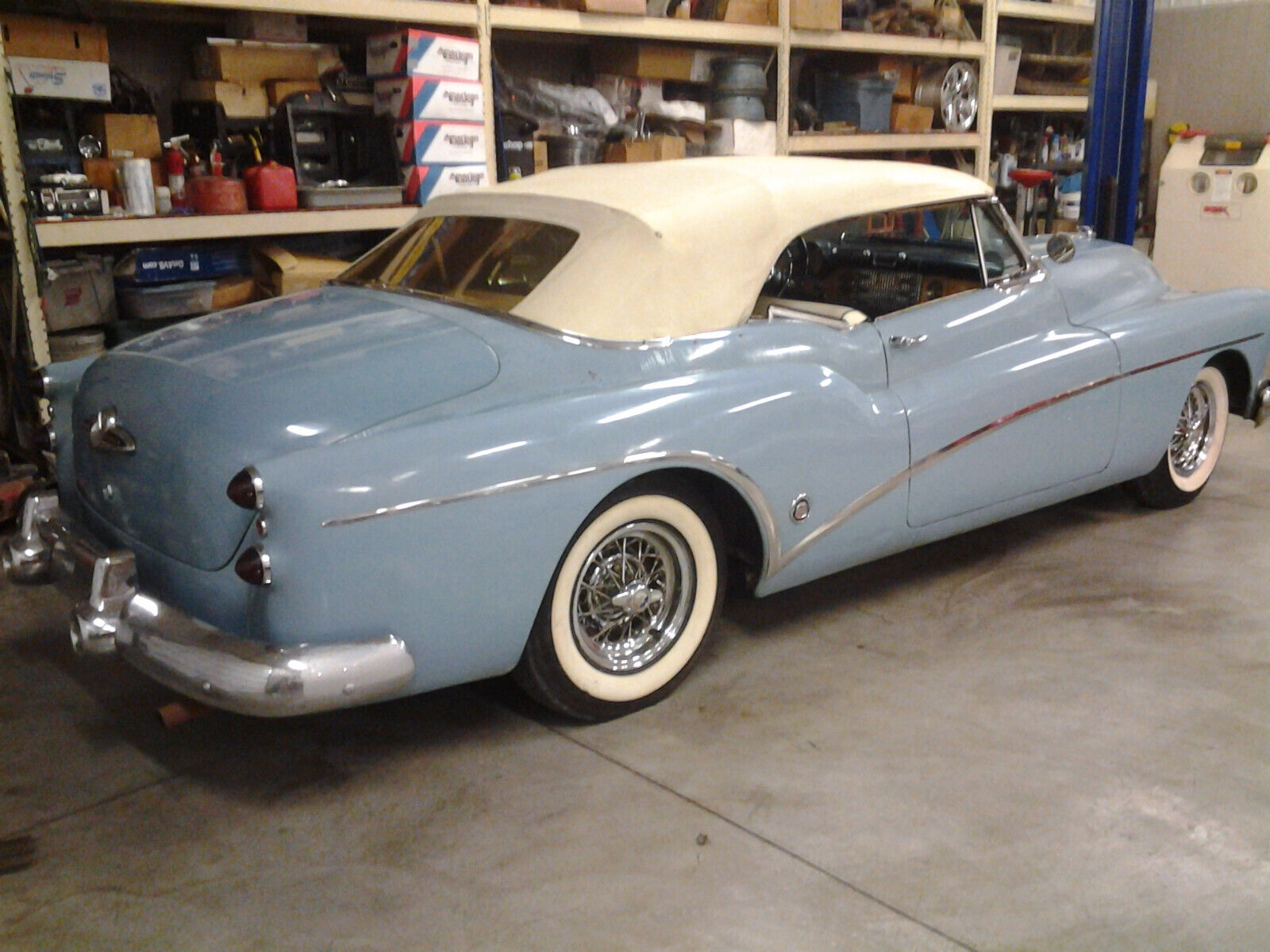 Buick-Skylark-1953-Convertible-1