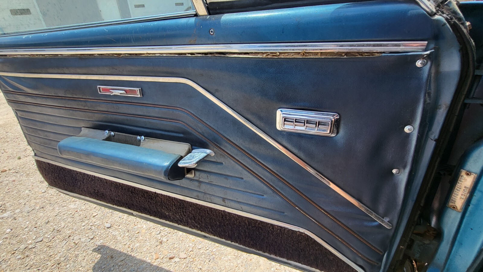 Buick-Skylark-1967-Convertible-11