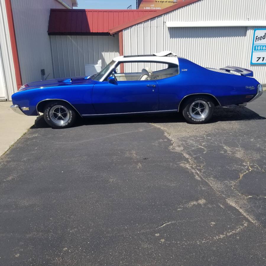 Buick Skylark  1972 blue