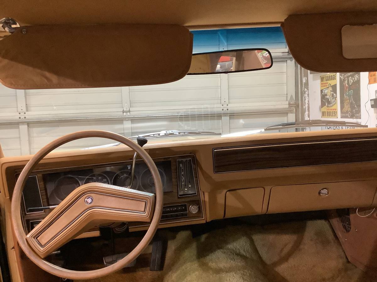 Buick-Skylark-1978-yellow-5