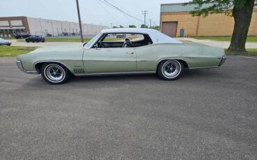 Buick Wildcat  1969 green