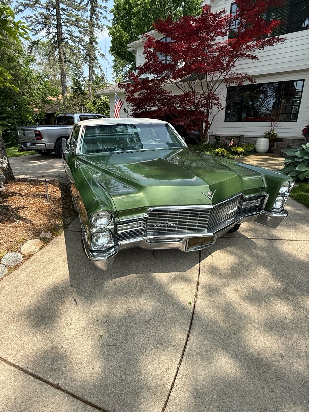 Cadillac-62-Coupe-1968-Coupe-2