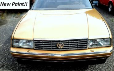 Cadillac-Allante-1987-Two-Tops-Hard-And-Soft-1