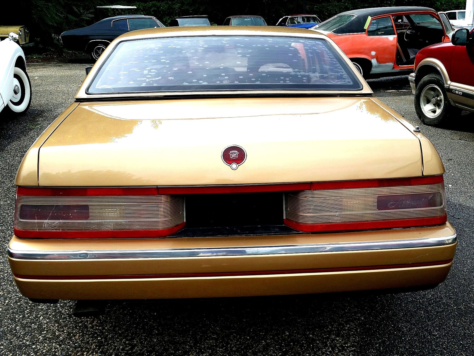 Cadillac-Allante-1987-Two-Tops-Hard-And-Soft-13