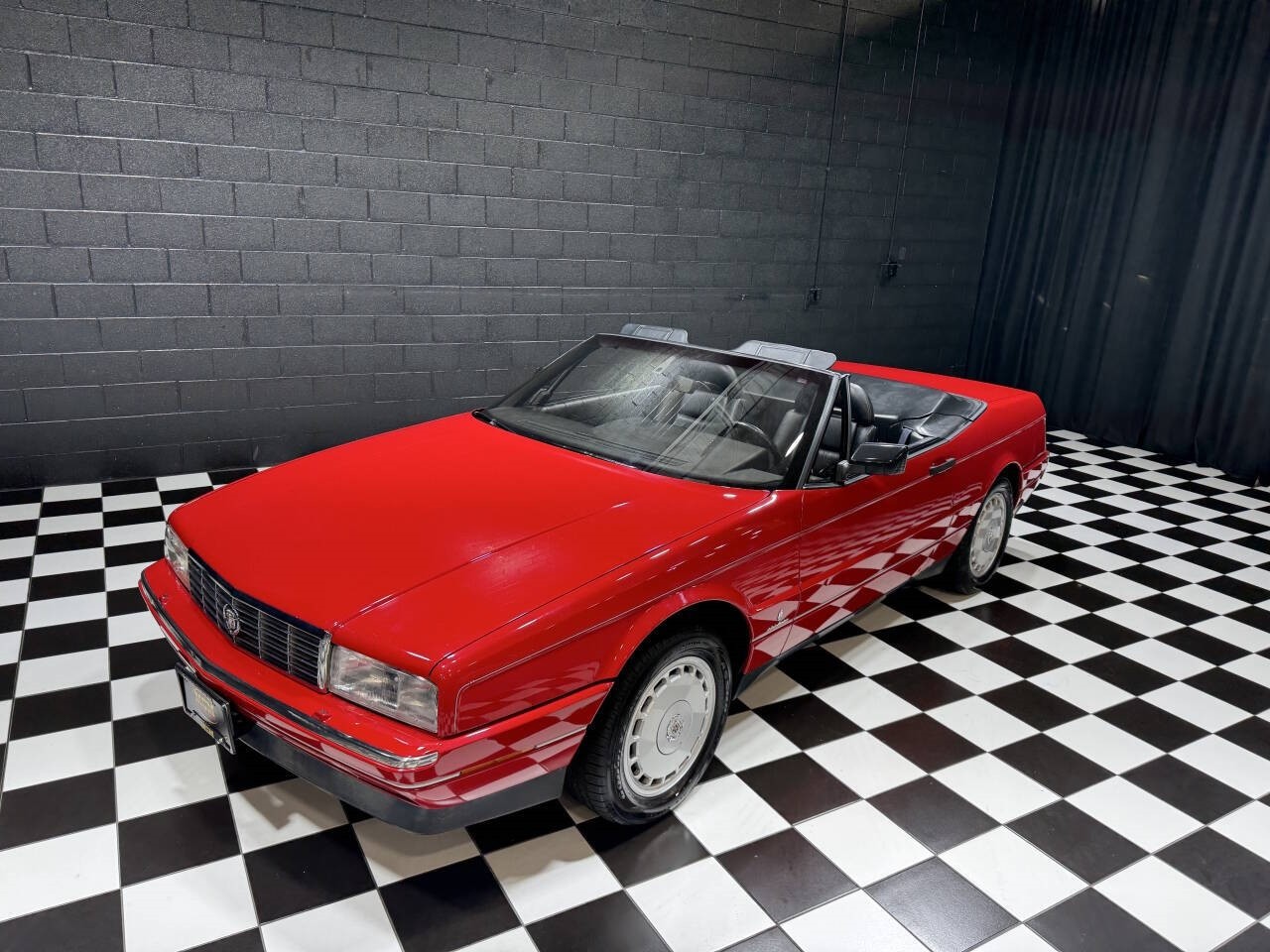 Cadillac-Allante-1990-Convertible-14