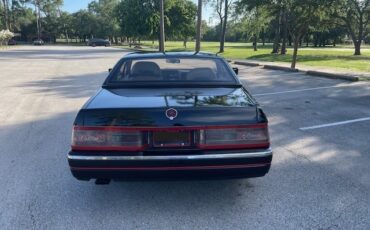 Cadillac-Allante-1990-Convertible-15